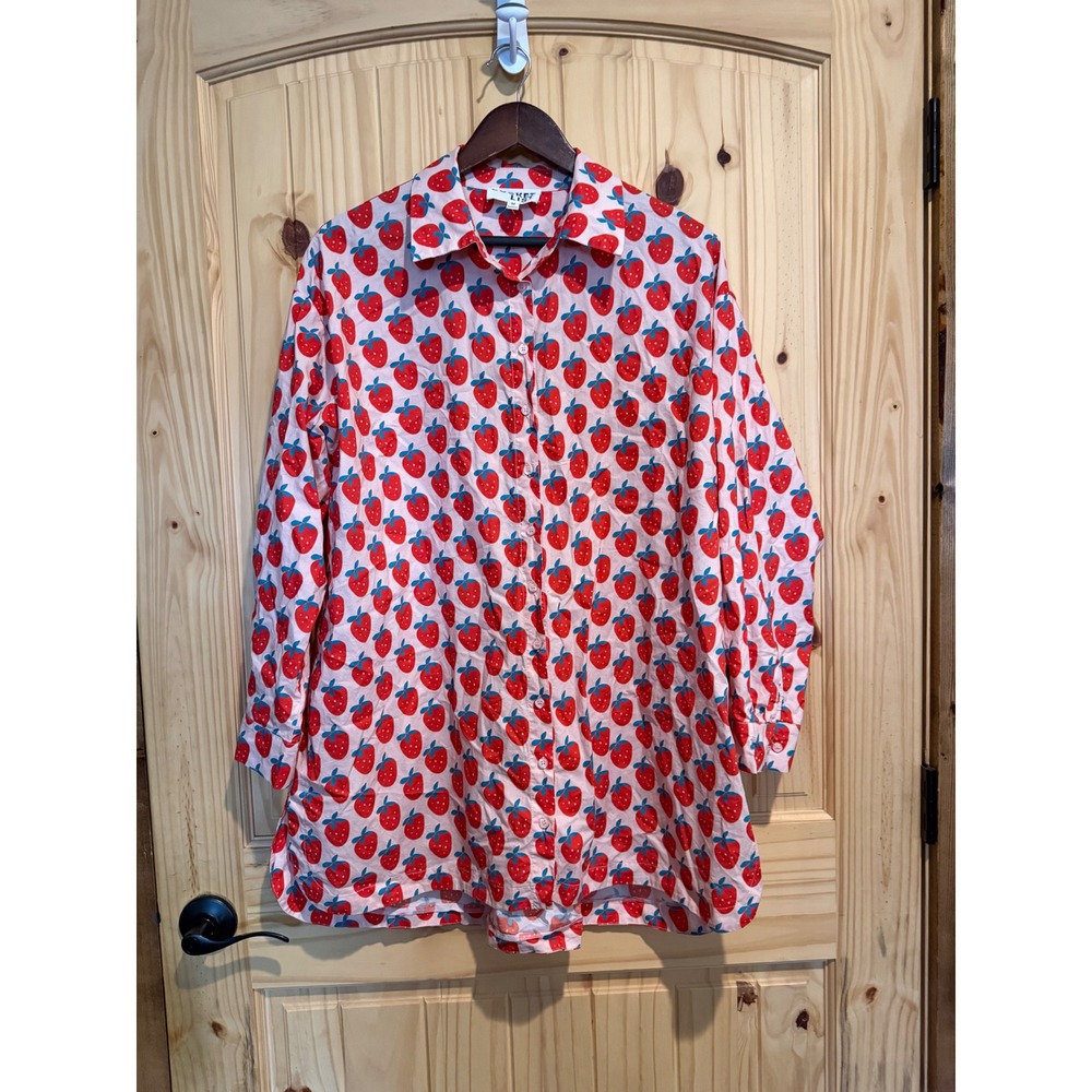 Bucket List Strawberry Print Cotton Button Down Shirt ID4509-1 Pink Red Medium